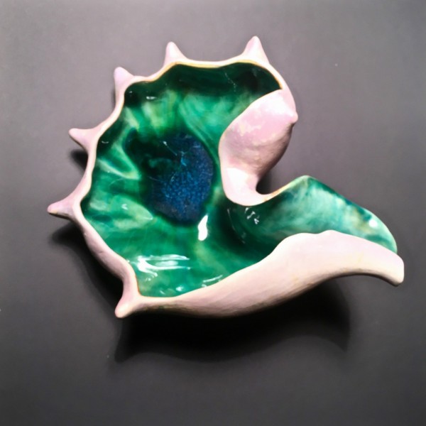 Meditation bowl inspired by a conch shell - Title : Meditation bowl inspired by a conch shell