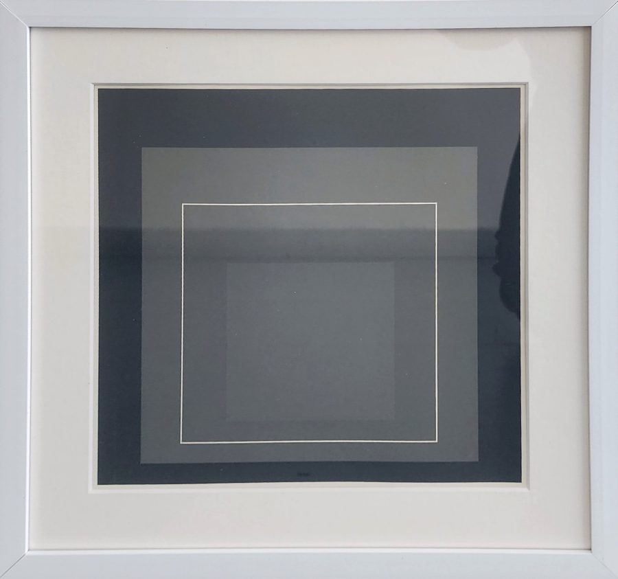 Homage to the Square (Hommage au Carre)